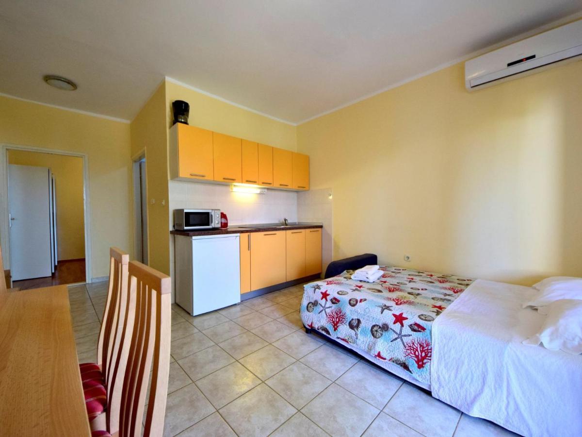 Apartment Katarina 2 - Sib155-1 By Interhome Brodarica  Zewnętrze zdjęcie